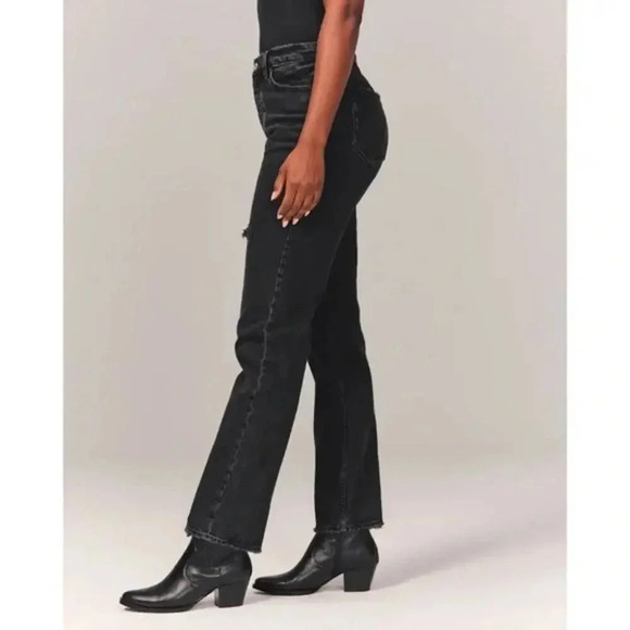 Abercrombie and Fitch Curve Love High Rise Dad Jeans Black Destroy Size 26 NWT - Picture 2 of 7